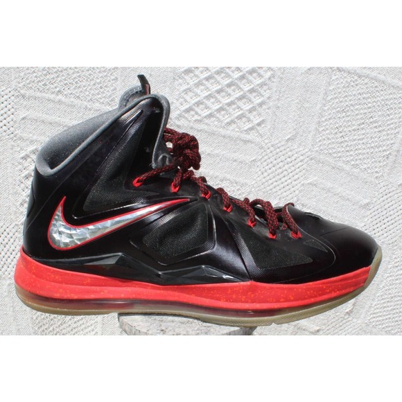 size 4 nike lebron shoes